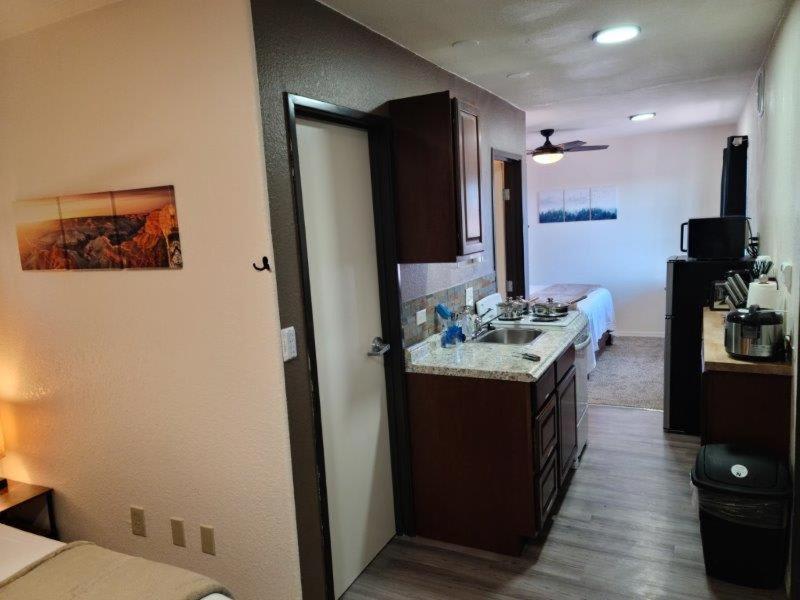 070B Grand Canyon Suite With Kitchenette Near South Rim Sleeps 4 Valle Exterior photo